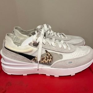 Nike Waffel One Leopard Print 7.5